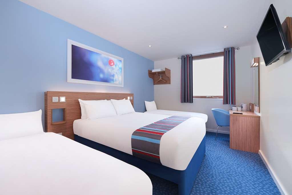 Travelodge Cameron Toll Hotel Edimburgo Habitación foto