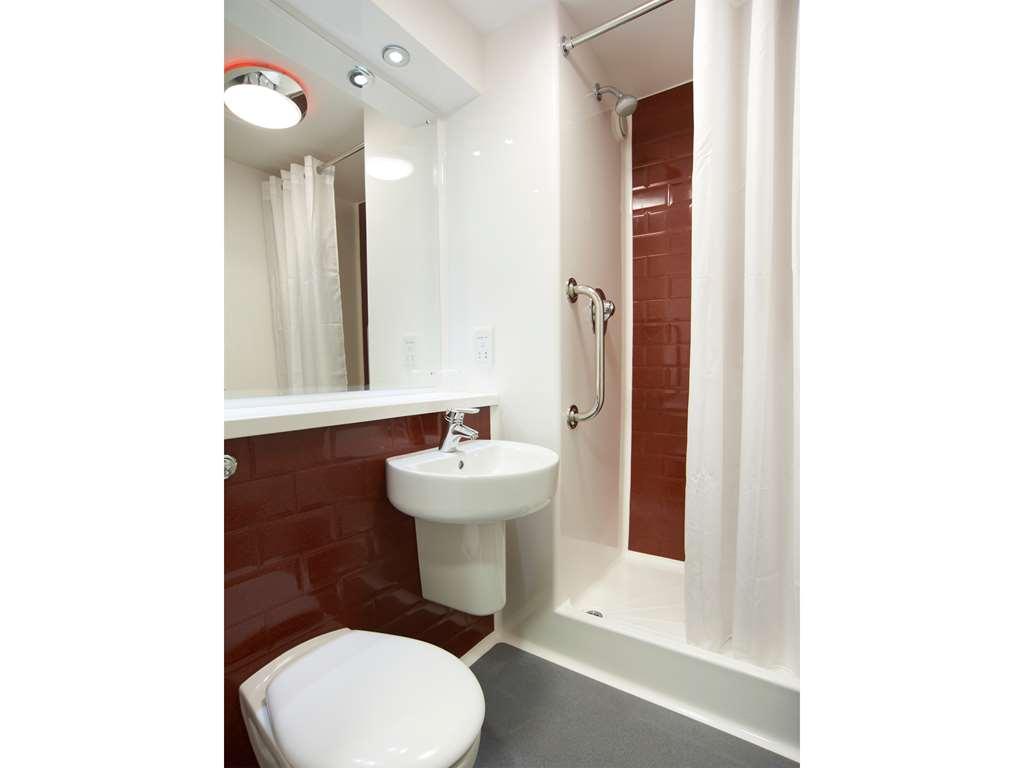 Travelodge Cameron Toll Hotel Edimburgo Habitación foto